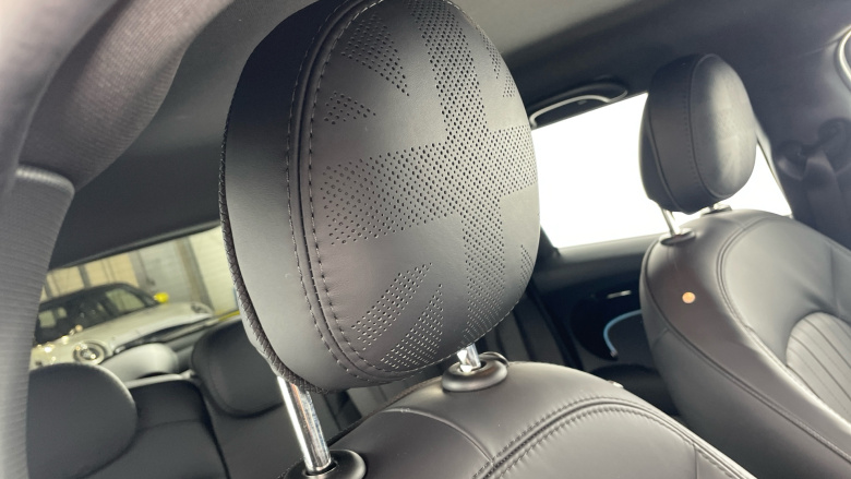 MINI Cooper 1.5 C Exclusive 5dr Auto Petrol Hatchback